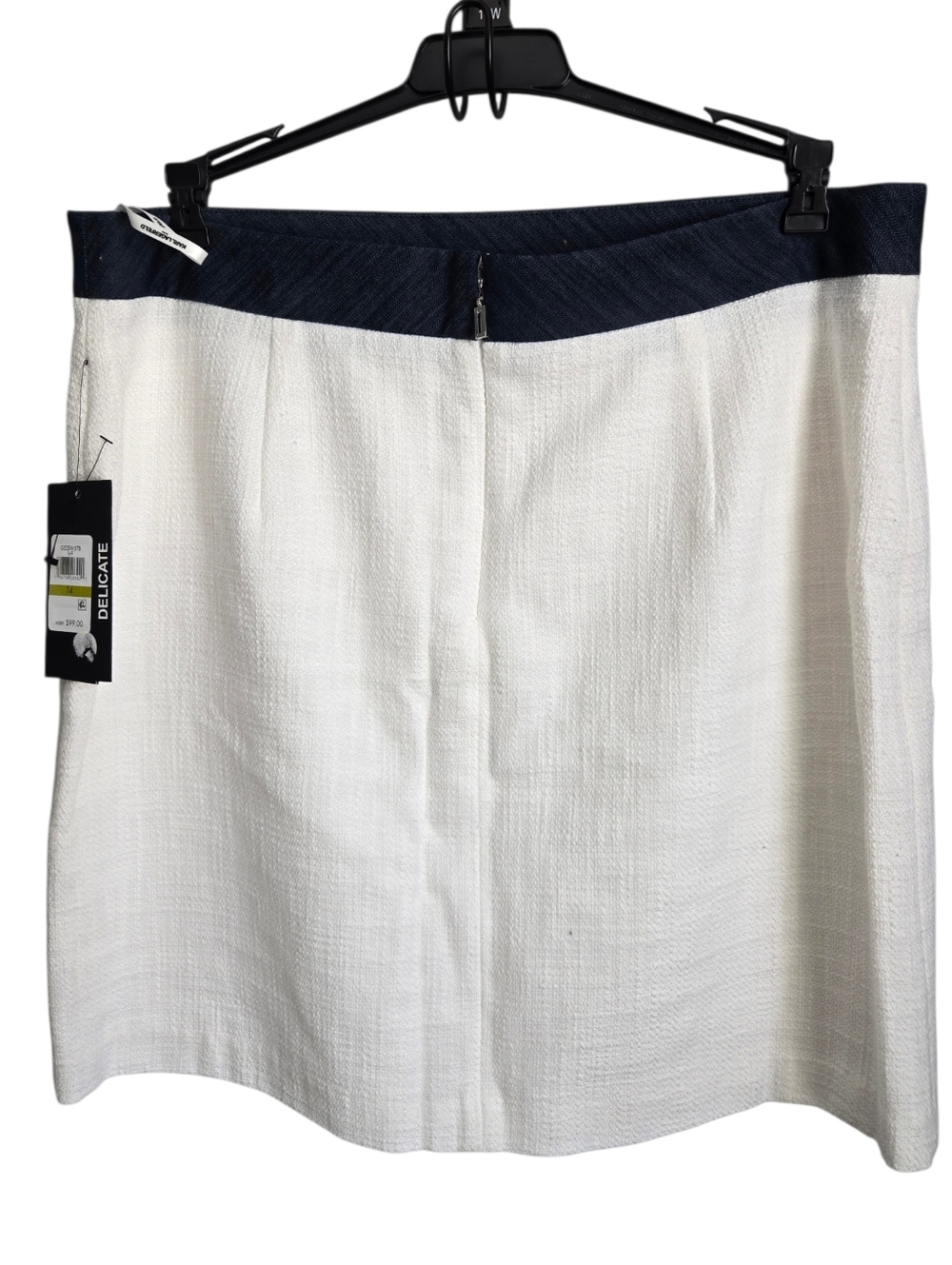 Karl Lagerfeld White Tweed Skirt, Size 14 - Picture 3 of 6